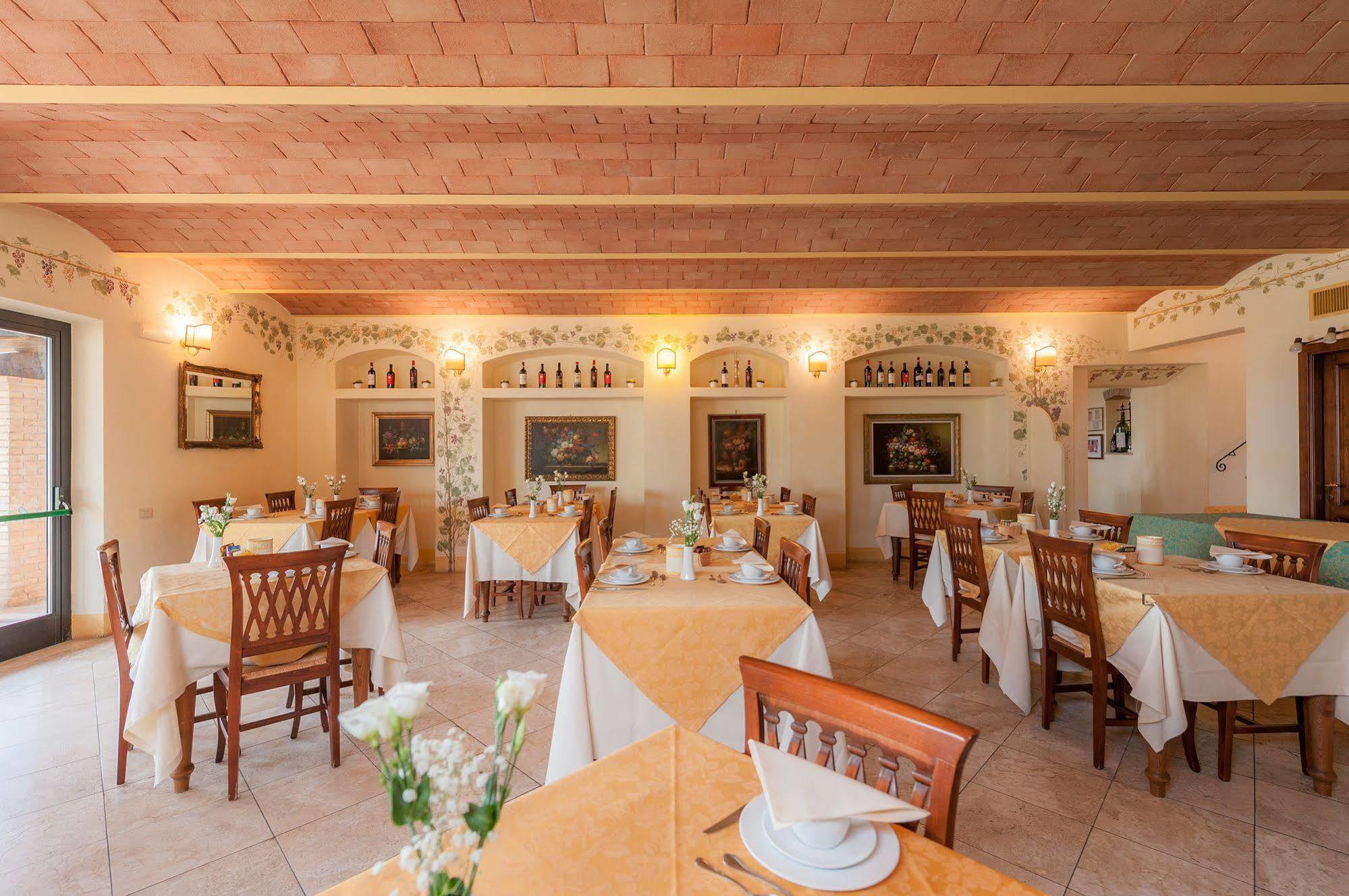 Hotel Saturno Fonte Pura Saturnia Kültér fotó